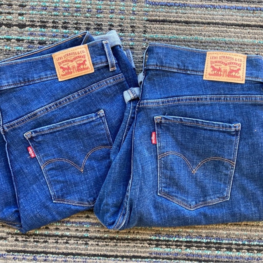 BUNDLE of 2- Levi's Blue Jean Shorts Classic, Bermuda length Style